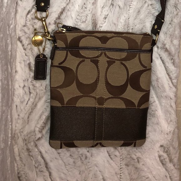 Brown Coach Crossbody - Picture 1 of 2